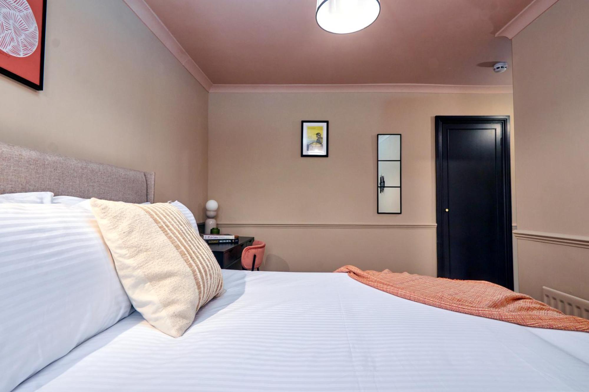 Settle In Winchester - Stylish Self Check-In Rooms Exterior foto
